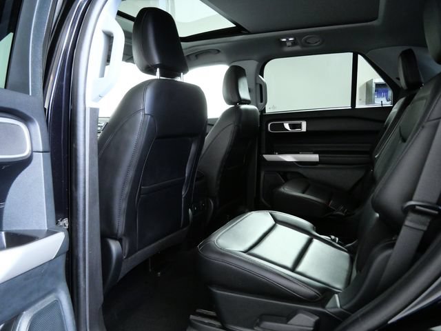 Certified 2023 Ford Explorer XLT w/ Equipment Group 202A AWD/4WD image 12