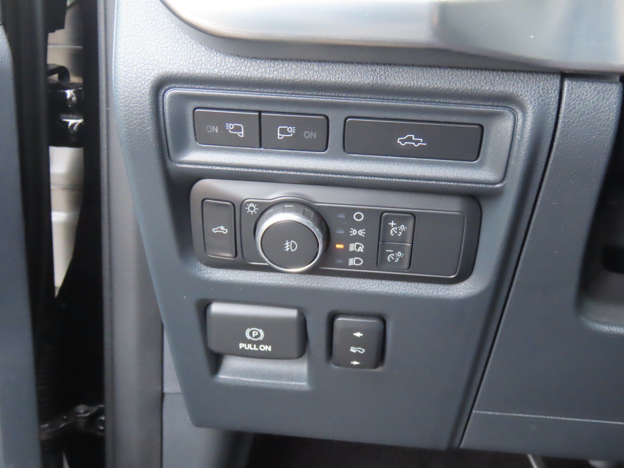 Certified 2022 Ford F150 Lariat AWD/4WD image 25
