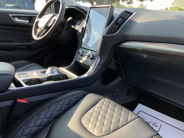 Certified 2024 Ford Edge Titanium AWD/4WD image 24