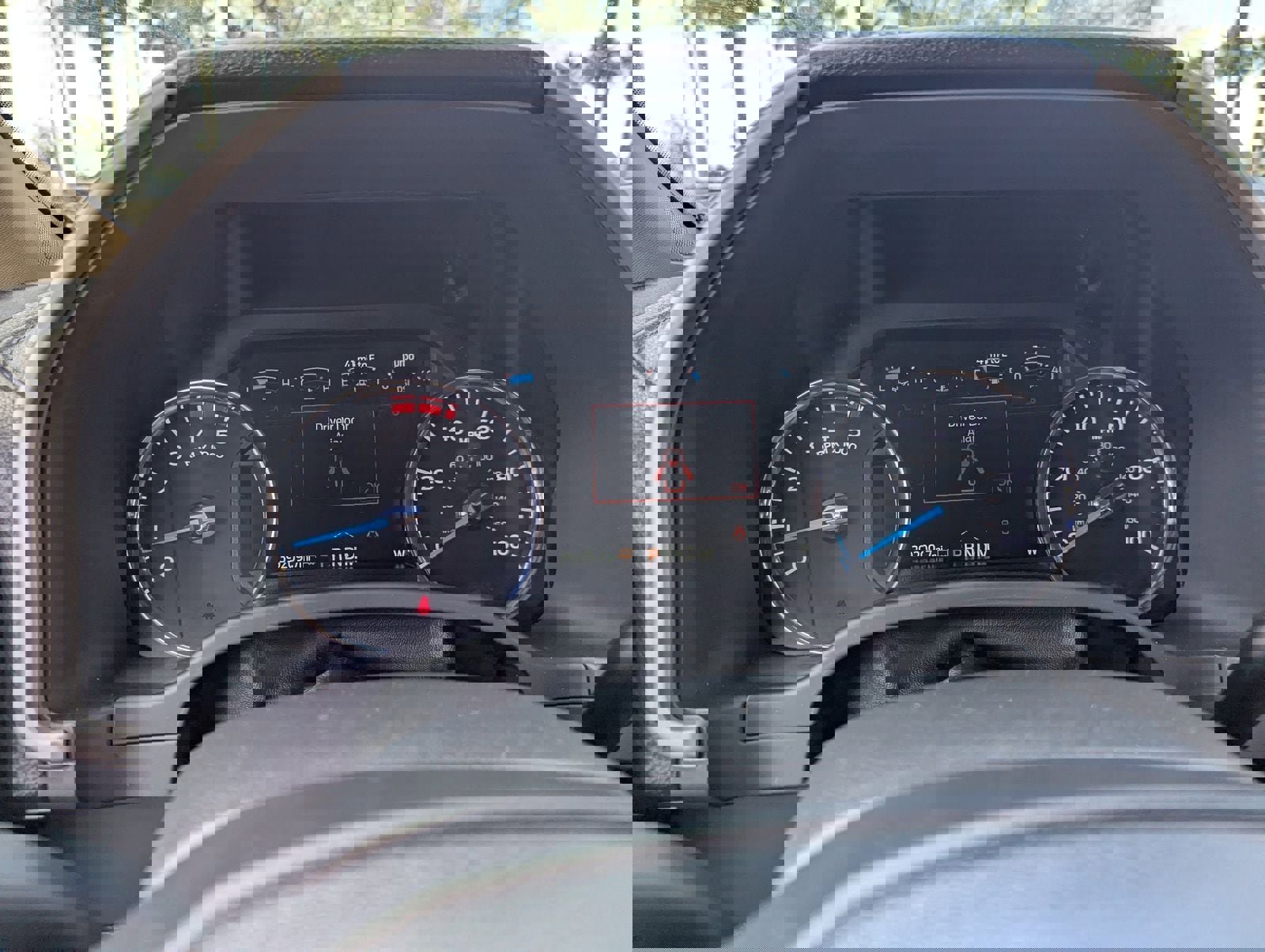 Certified 2022 Ford F250 Lariat w/ Lariat Ultimate Package image 31