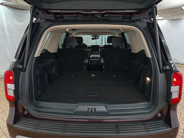 Certified 2024 Ford Expedition XLT AWD/4WD image 19