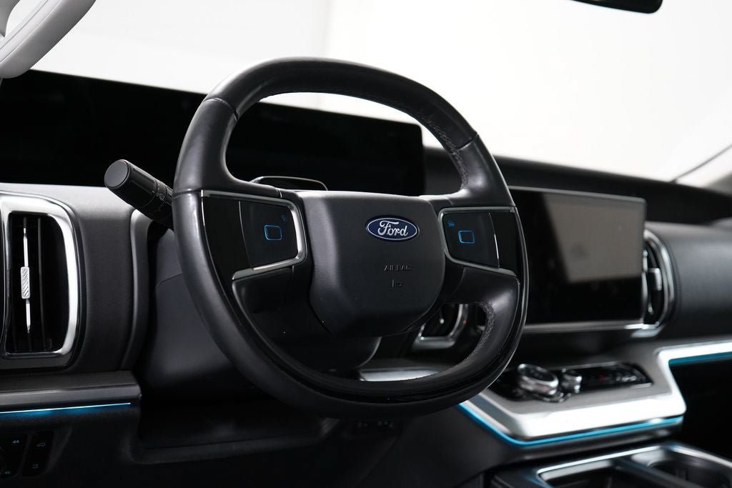 Certified 2025 Ford Expedition Max Platinum AWD/4WD image 13