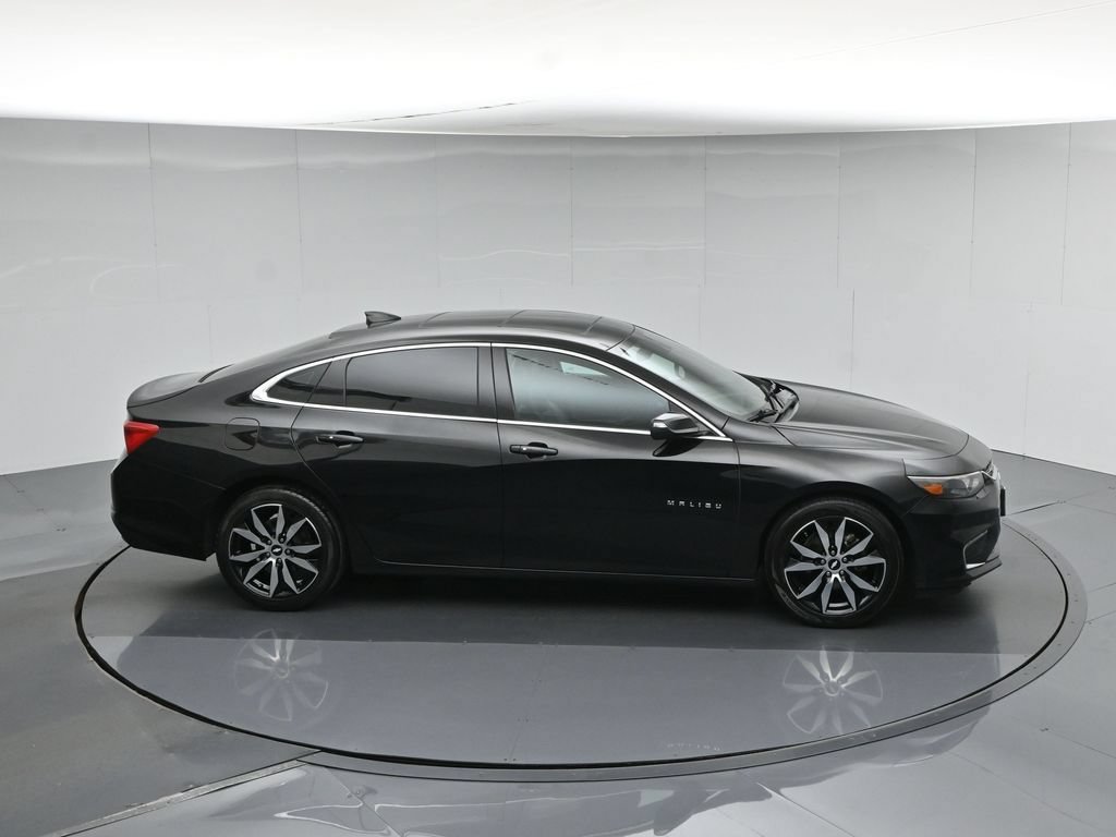 Used 2017 Chevrolet Malibu LT w/ Leather Package FWD image 44