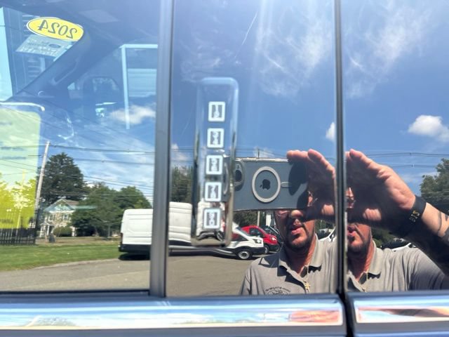 Certified 2024 Ford F250 King Ranch AWD/4WD image 15
