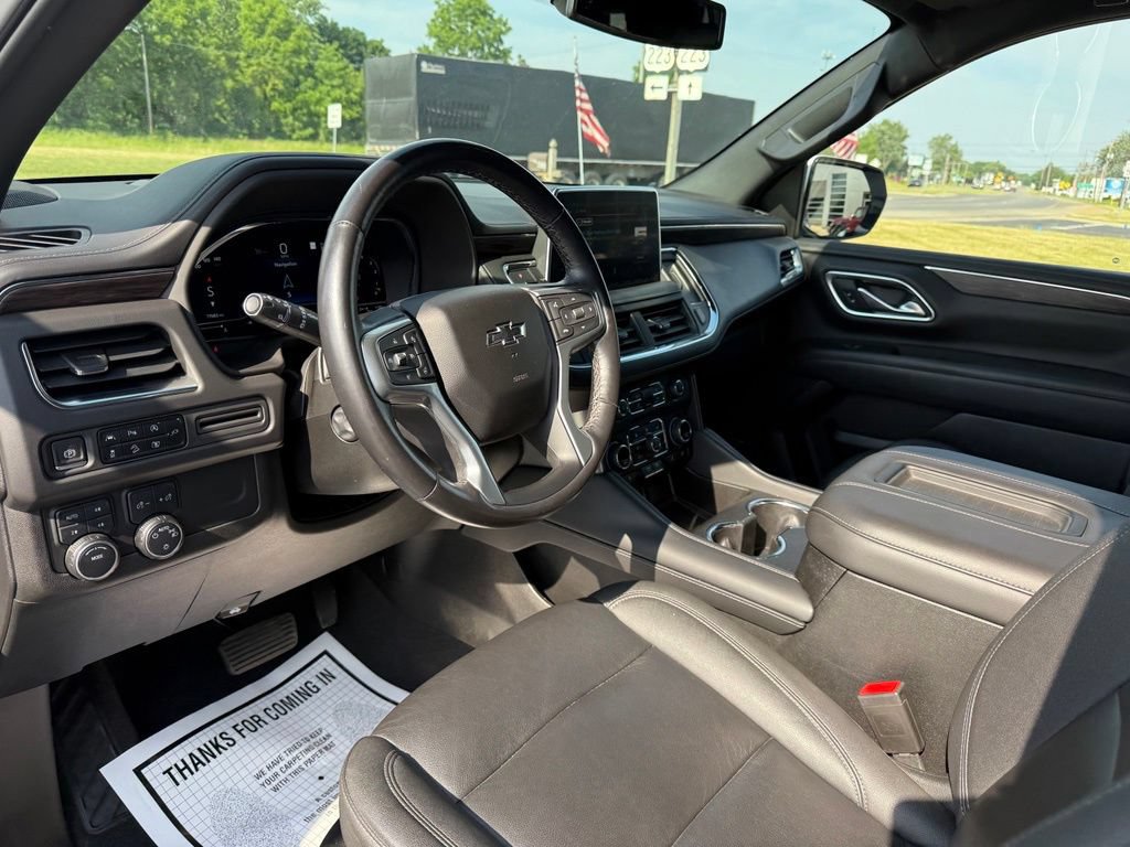 Used 2022 Chevrolet Tahoe Z71 w/ Luxury Package AWD/4WD image 23