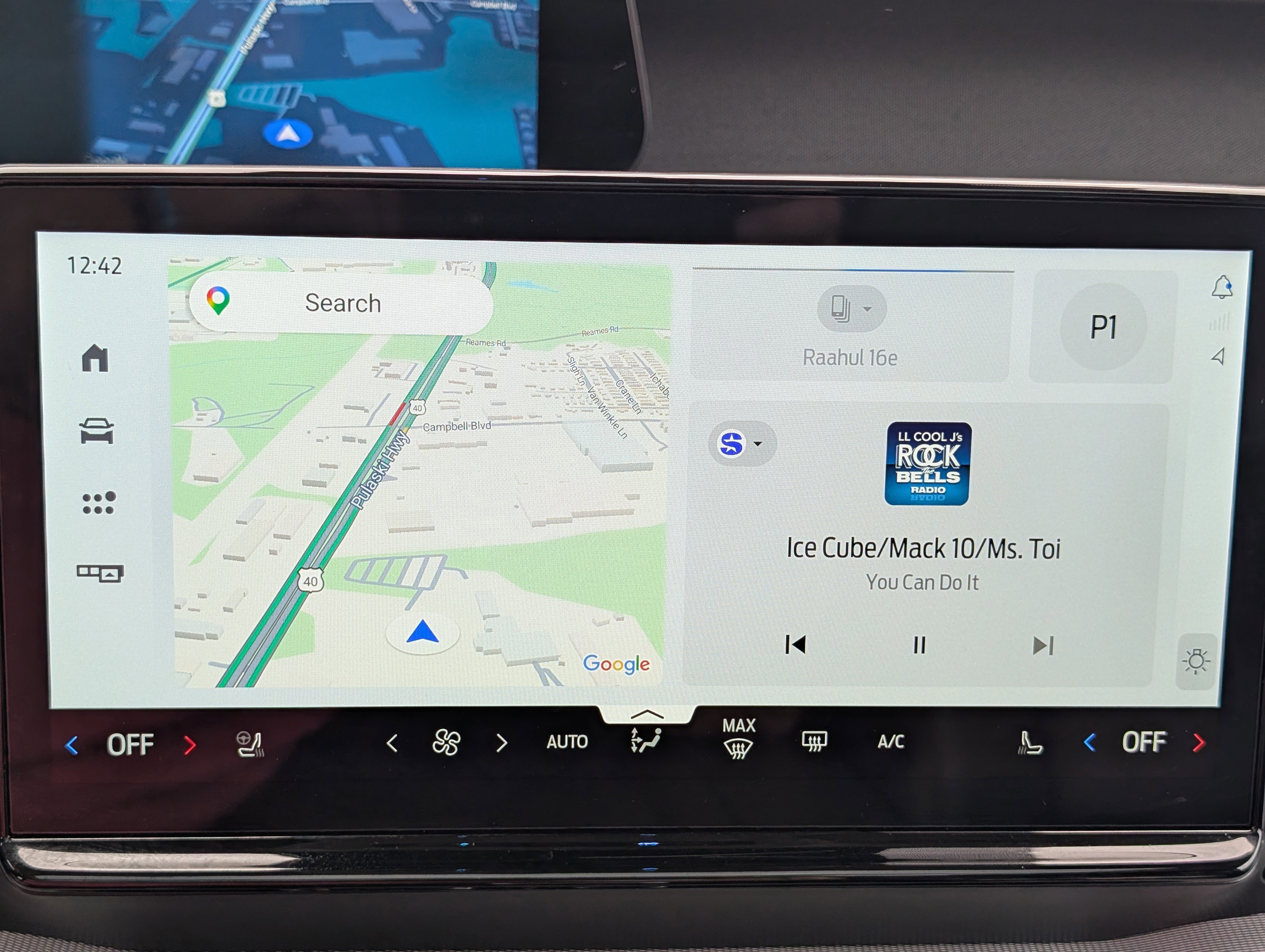 Certified 2025 Ford Expedition Active image 33