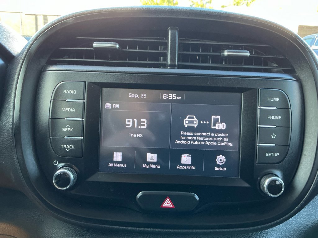 Used 2020 Kia Soul LX FWD image 26