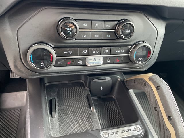 Certified 2025 Ford Bronco Badlands AWD/4WD image 32