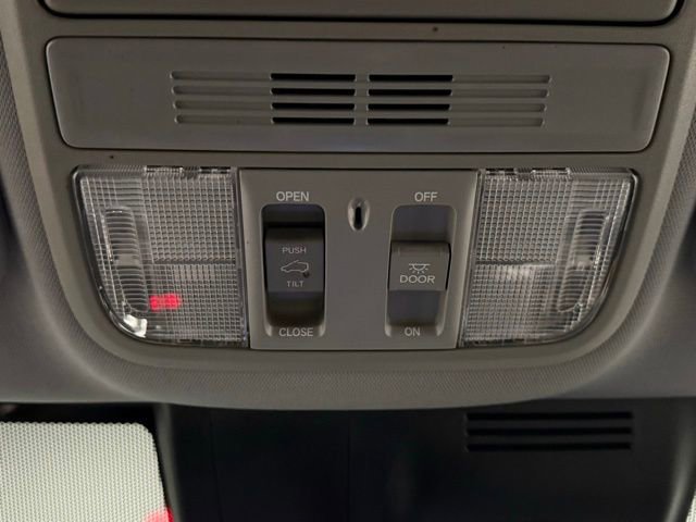 Used 2018 Honda CR-V EX image 30