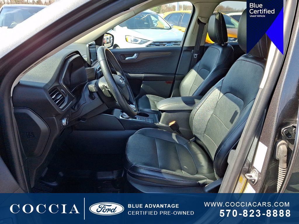 Certified 2020 Ford Escape Titanium image 12
