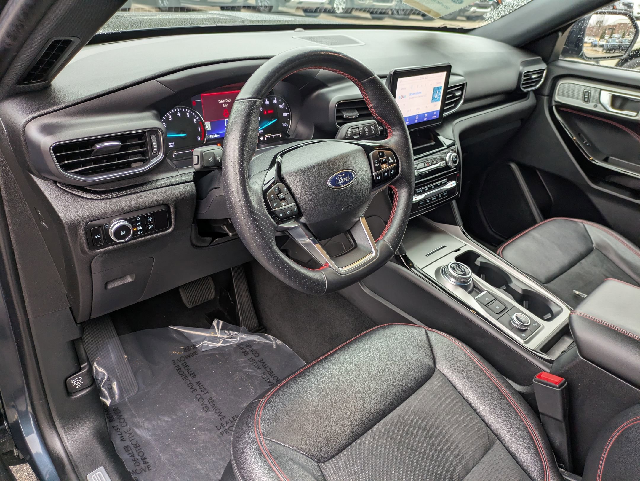 Certified 2023 Ford Explorer ST-Line image 14