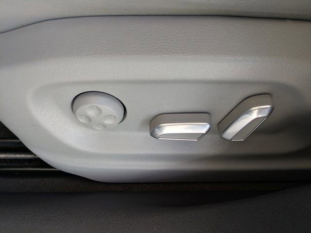 Used 2018 Audi Q3 2.0T Premium image 22