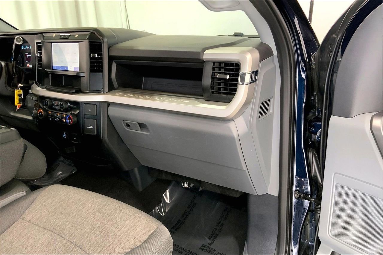 Certified 2025 Ford F250 XL w/ STX Appearance Package AWD/4WD image 16