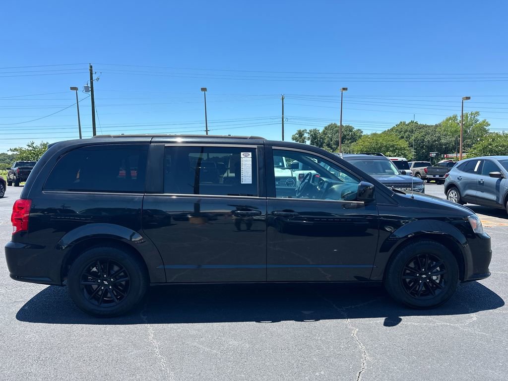 Used 2020 Dodge Grand Caravan SE FWD image 4