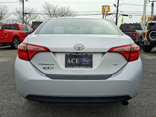 Used 2019 Toyota Corolla LE image 3