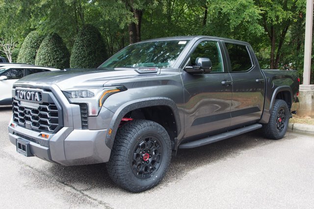 Used 2025 Toyota Tundra TRD Pro AWD/4WD image 4