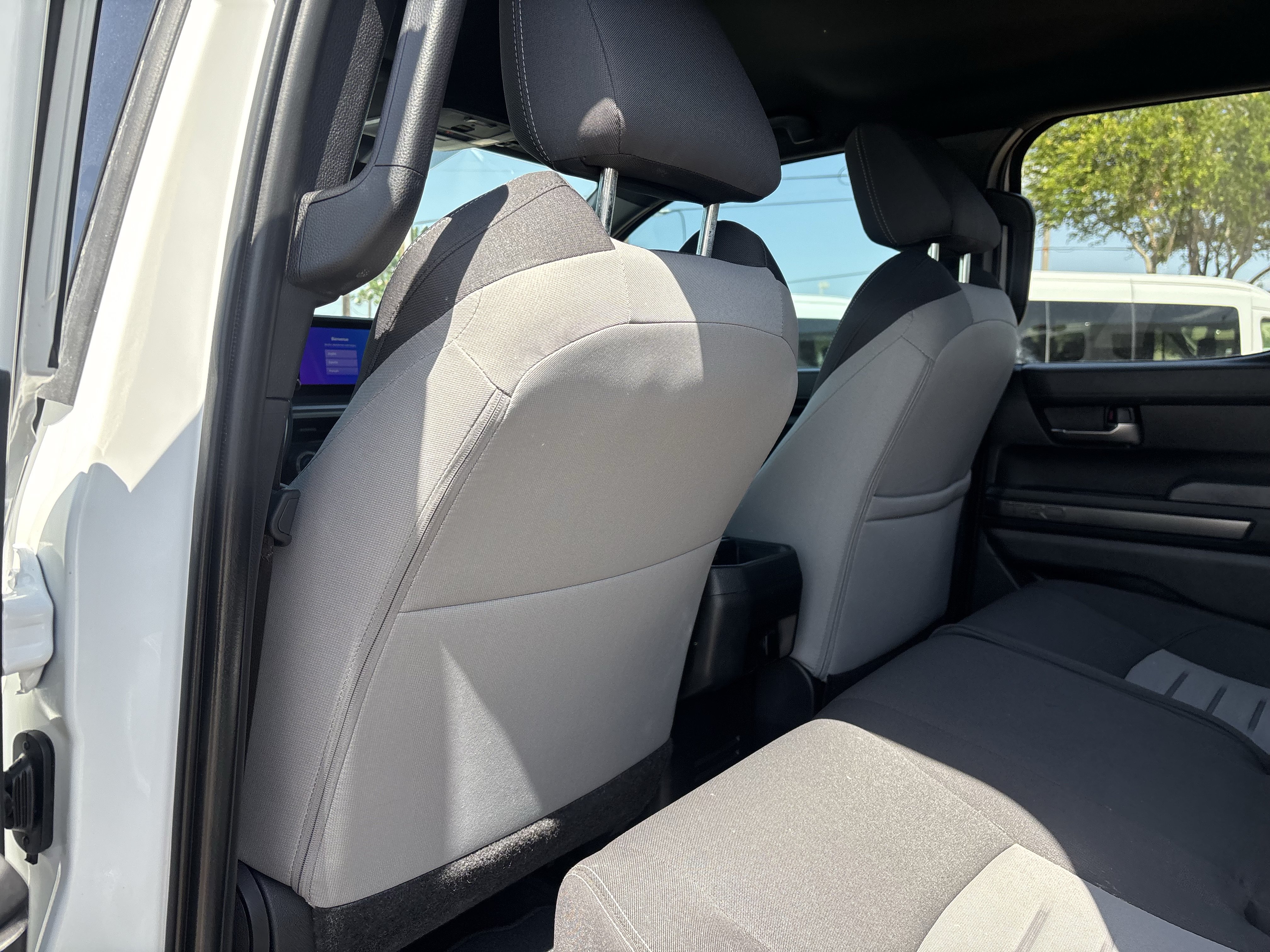 Used 2025 Toyota Tacoma TRD Sport AWD/4WD image 17