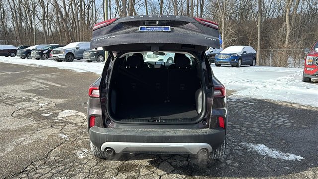 Certified 2023 Ford Escape Active image 30