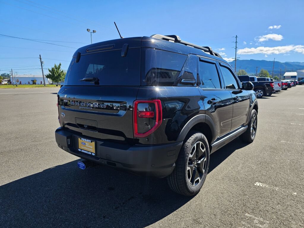 Certified 2023 Ford Bronco Sport Outer Banks w/ Tech Package AWD/4WD image 6