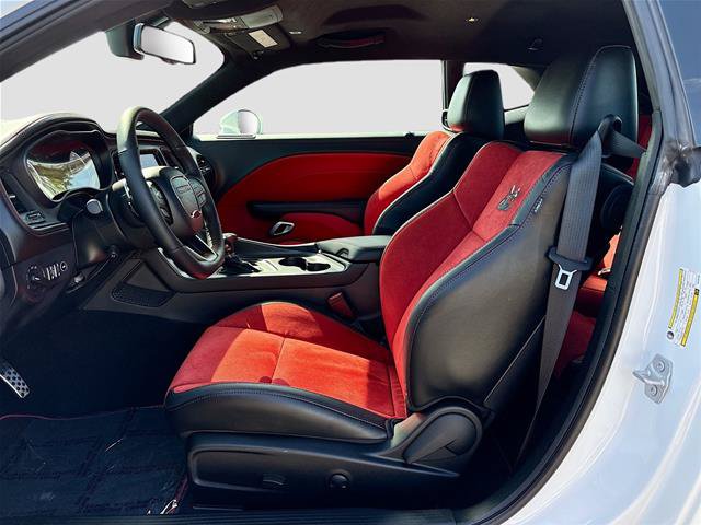 Used 2022 Dodge Challenger R/T Scat Pack RWD image 23