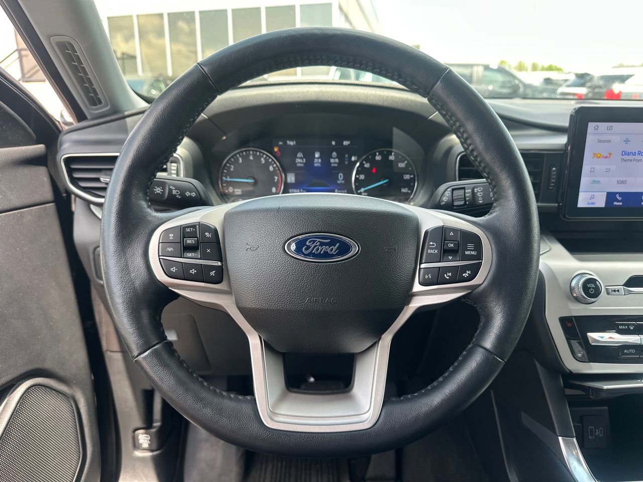 Certified 2022 Ford Explorer XLT w/ Equipment Group 202A image 26