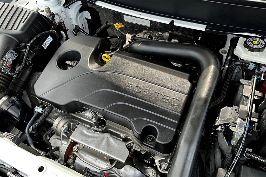 Used 2023 GMC Terrain SLE w/ Driver Convenience Package image 32