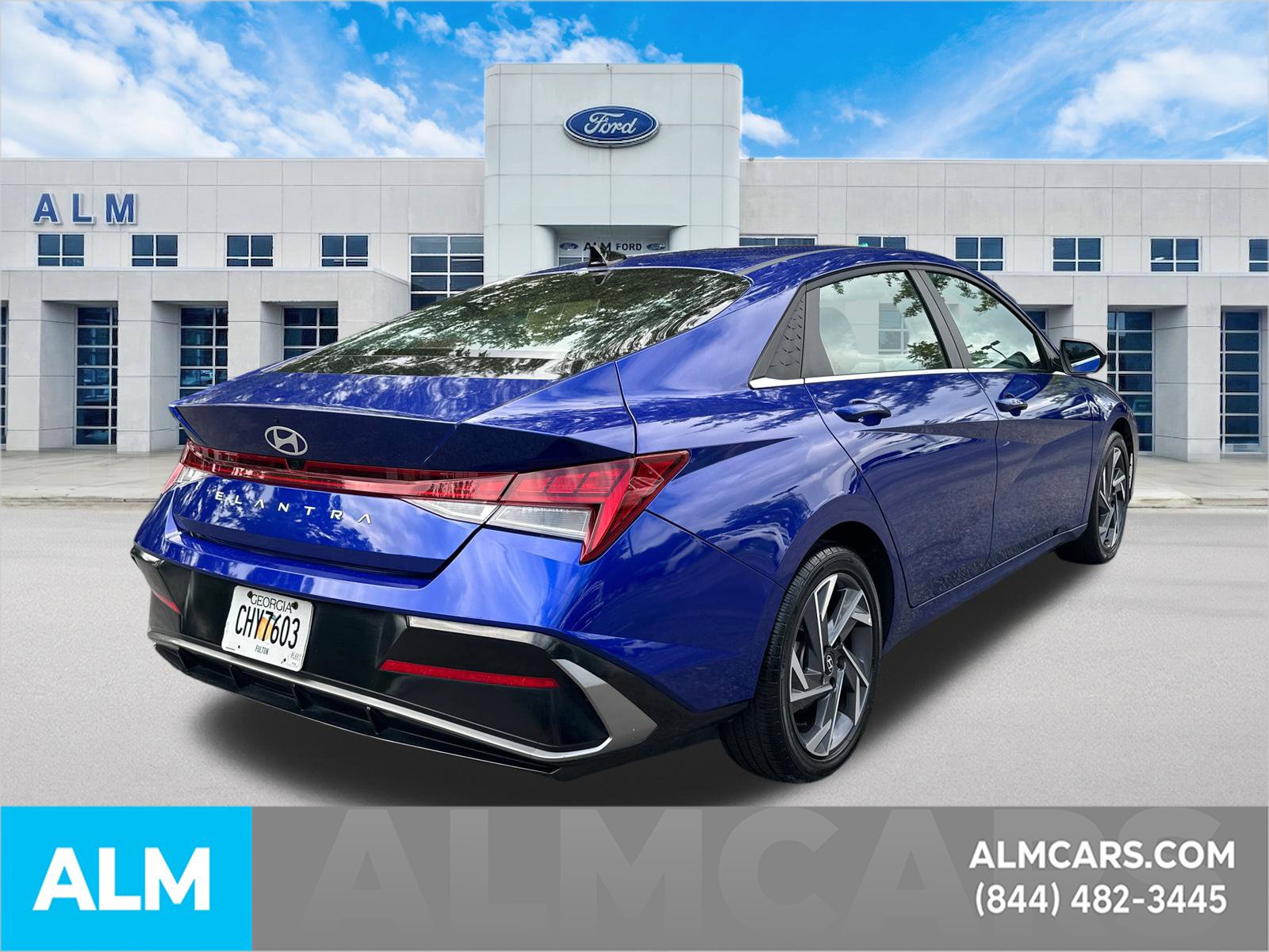 Used 2025 Hyundai Elantra SEL FWD image 5