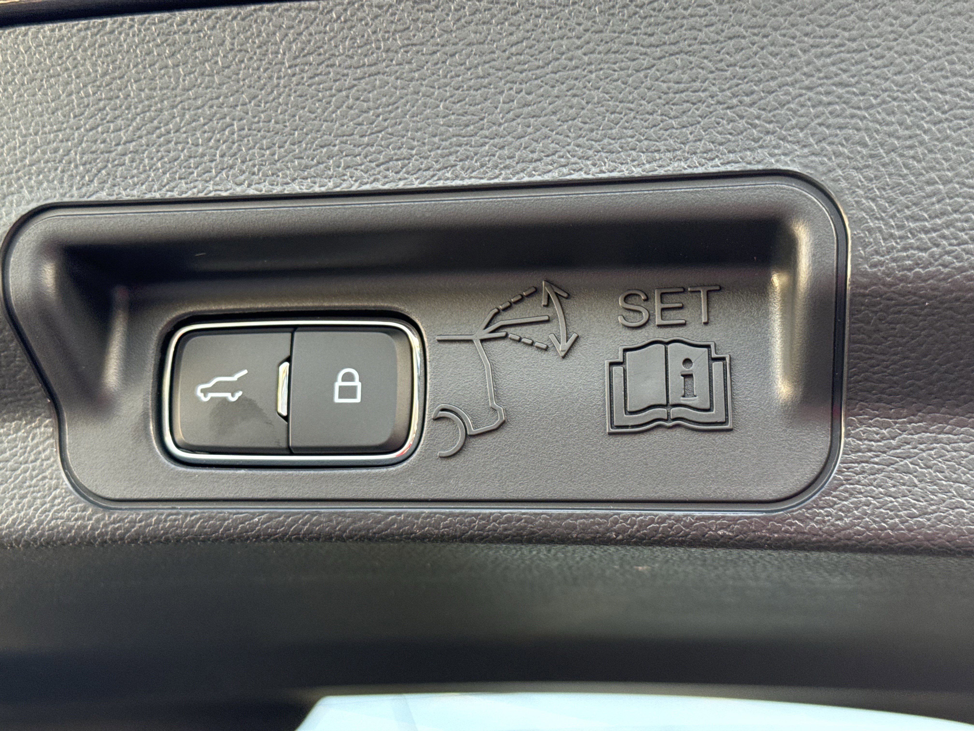 Certified 2025 Ford Explorer ST w/ Sun And Sound Package image 14