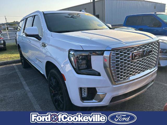 Used 2023 GMC Yukon XL Denali w/ LPO, Floor Liner Package AWD/4WD image 2