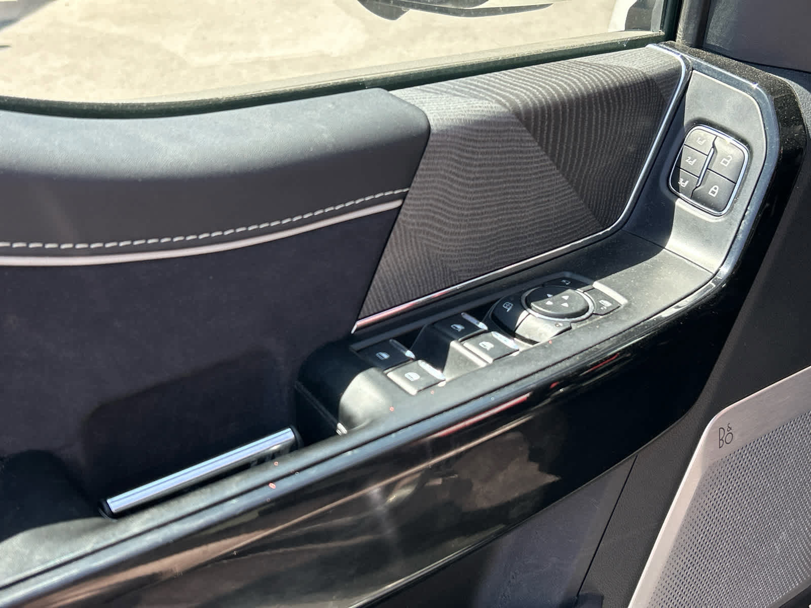 Certified 2024 Ford F150 Lightning Platinum AWD/4WD image 23