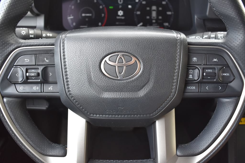Used 2025 Toyota 4Runner TRD Off-Road AWD/4WD image 12