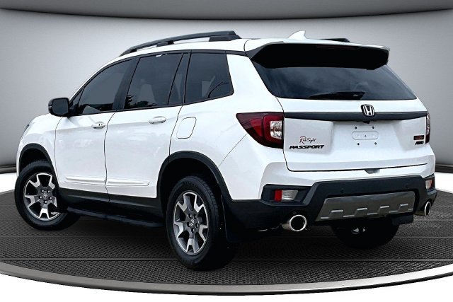 Used 2022 Honda Passport TrailSport image 4
