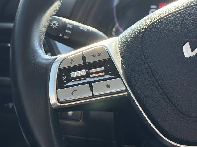 Used 2025 Kia Telluride S FWD image 13