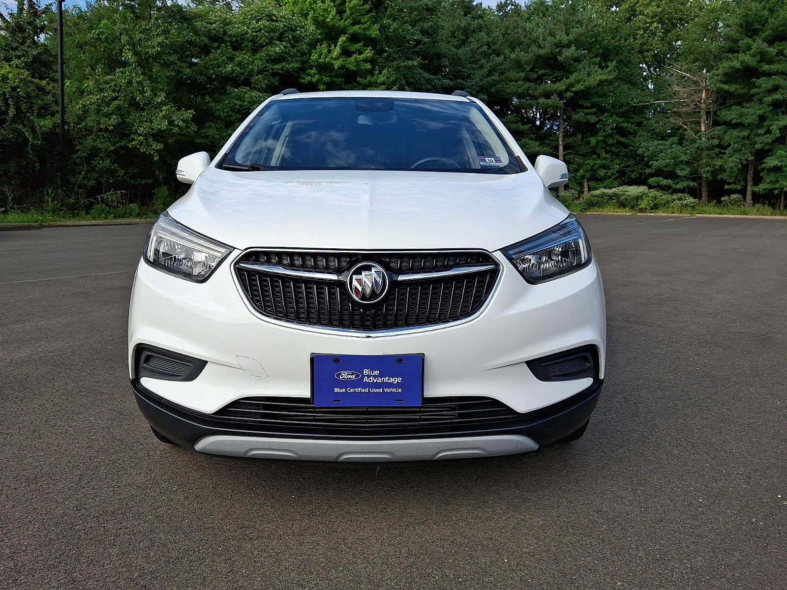 Used 2019 Buick Encore Preferred AWD/4WD image 2