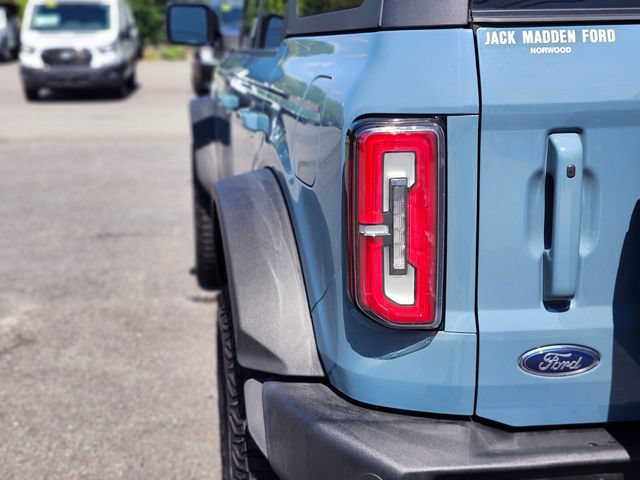 Certified 2021 Ford Bronco Outer Banks w/ Sasquatch Package AWD/4WD image 9