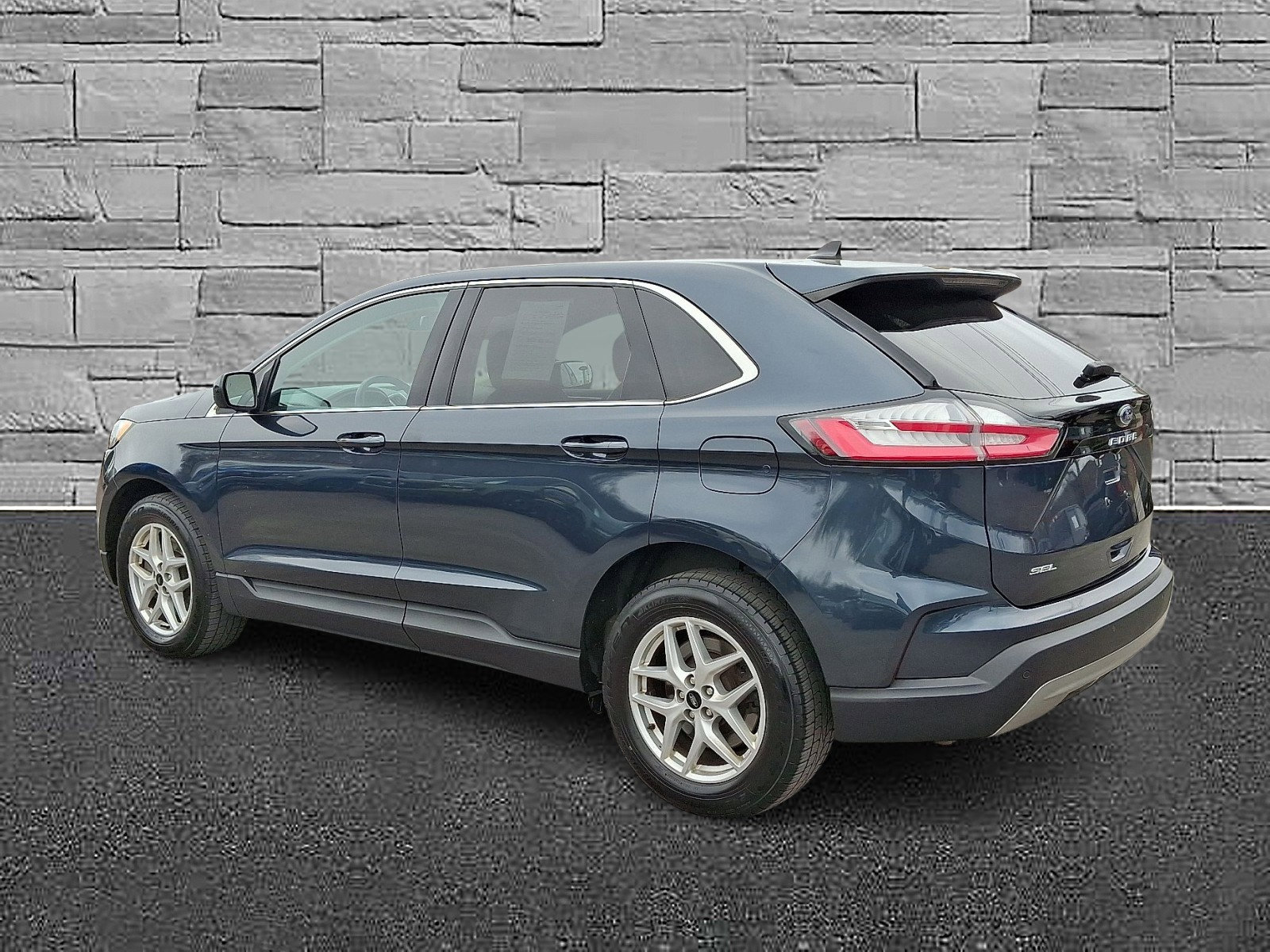 Certified 2024 Ford Edge SEL w/ Convenience Package image 7
