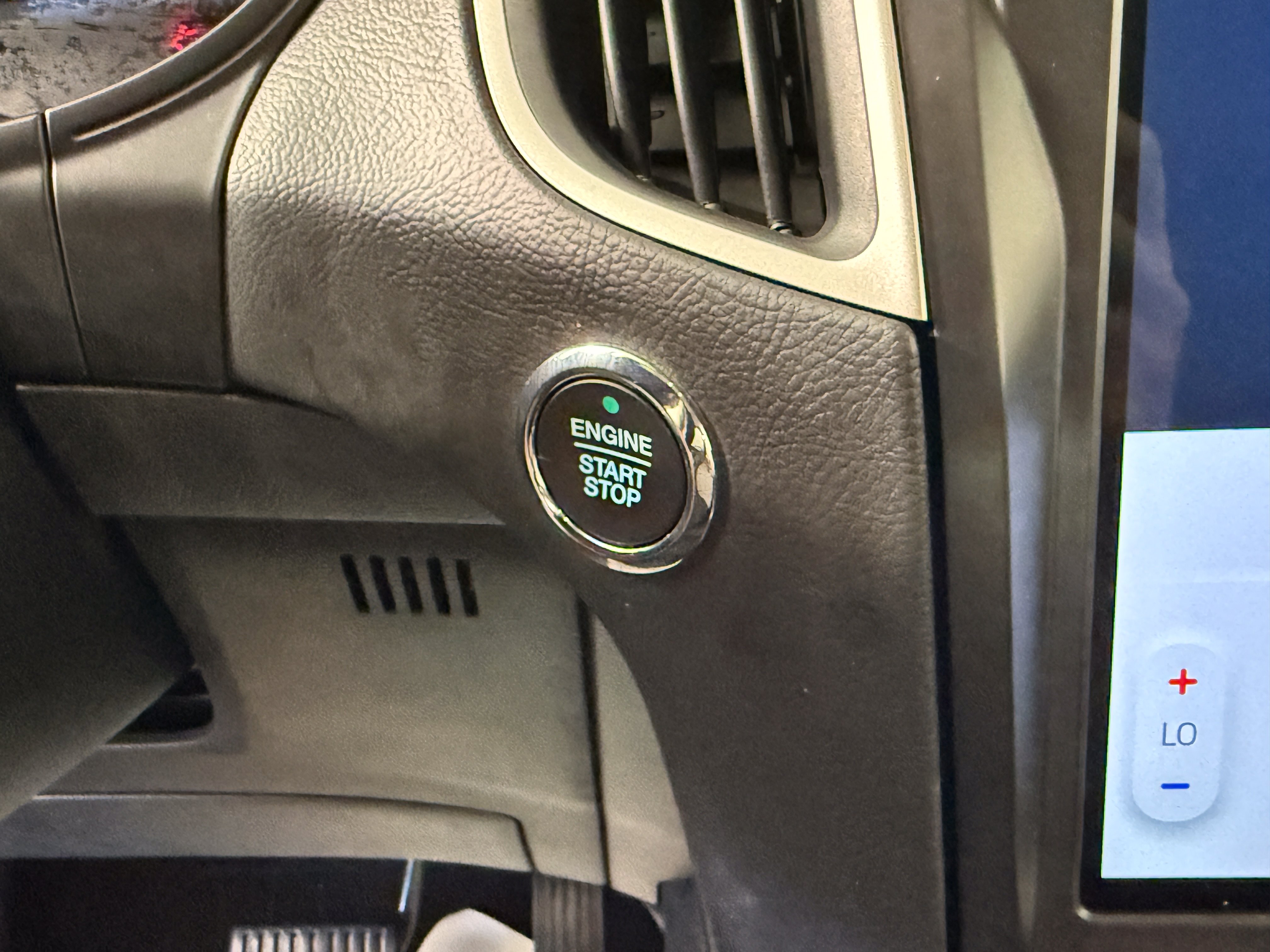 Certified 2022 Ford Edge SE AWD/4WD image 27