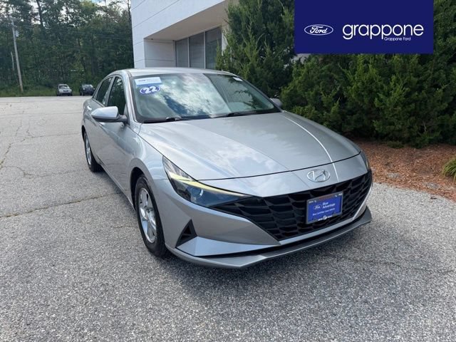 Used 2022 Hyundai Elantra SE FWD image 1
