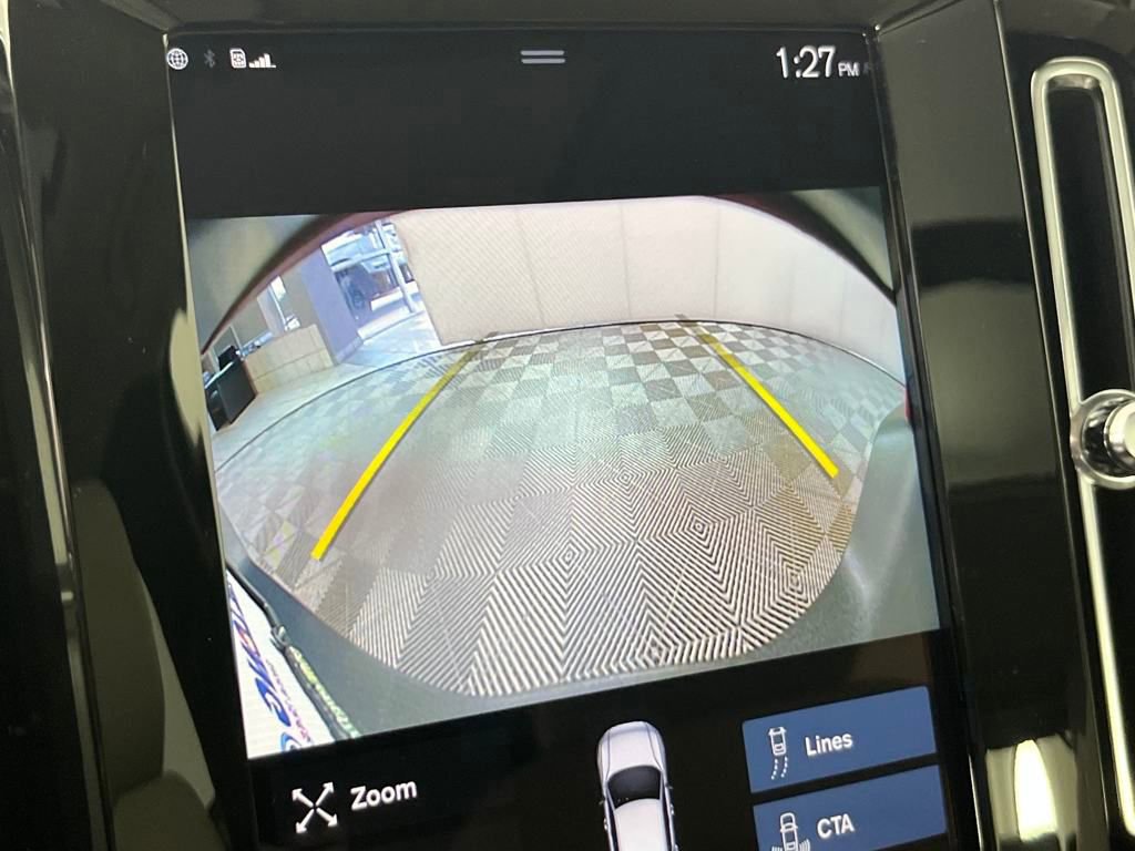 Used 2022 Volvo XC40 T5 Inscription image 20