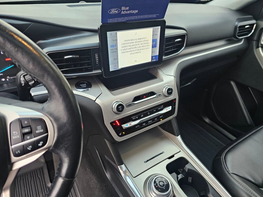 Certified 2022 Ford Explorer XLT w/ Equipment Group 202A image 23