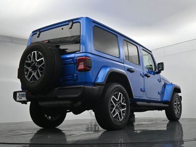 Used 2025 Jeep Wrangler Unlimited Sahara AWD/4WD image 37