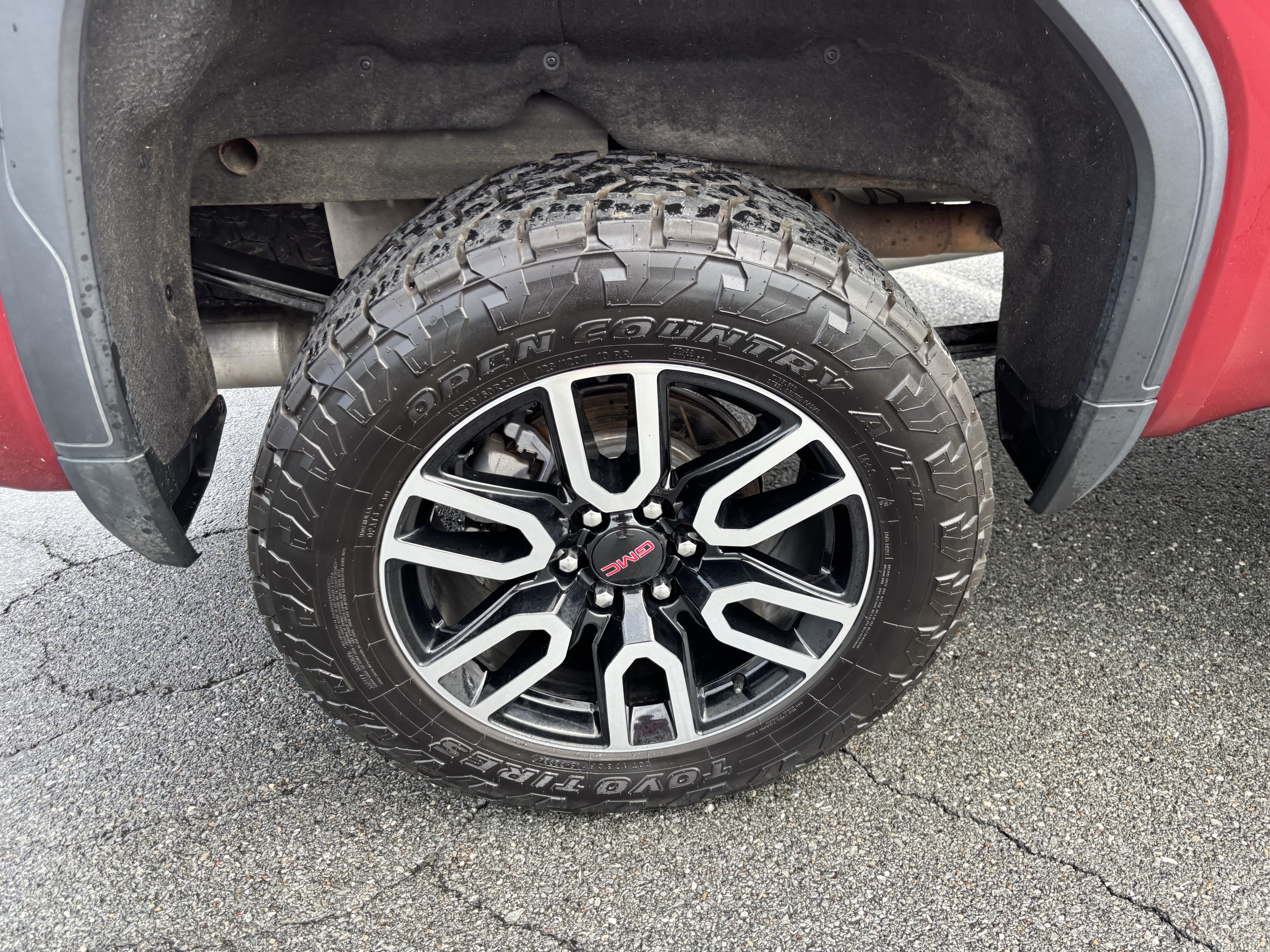 Used 2020 GMC Sierra 1500 AT4 w/ AT4 Premium Package AWD/4WD image 9