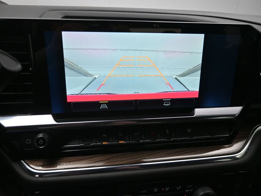 Used 2024 Chevrolet Silverado 1500 LT image 4