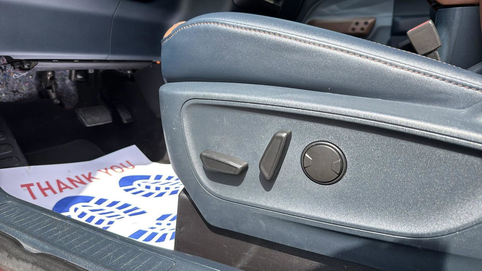 Certified 2022 Ford Maverick Lariat w/ Lariat Luxury Package image 11