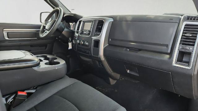 Used 2024 RAM 1500 Warlock RWD image 27