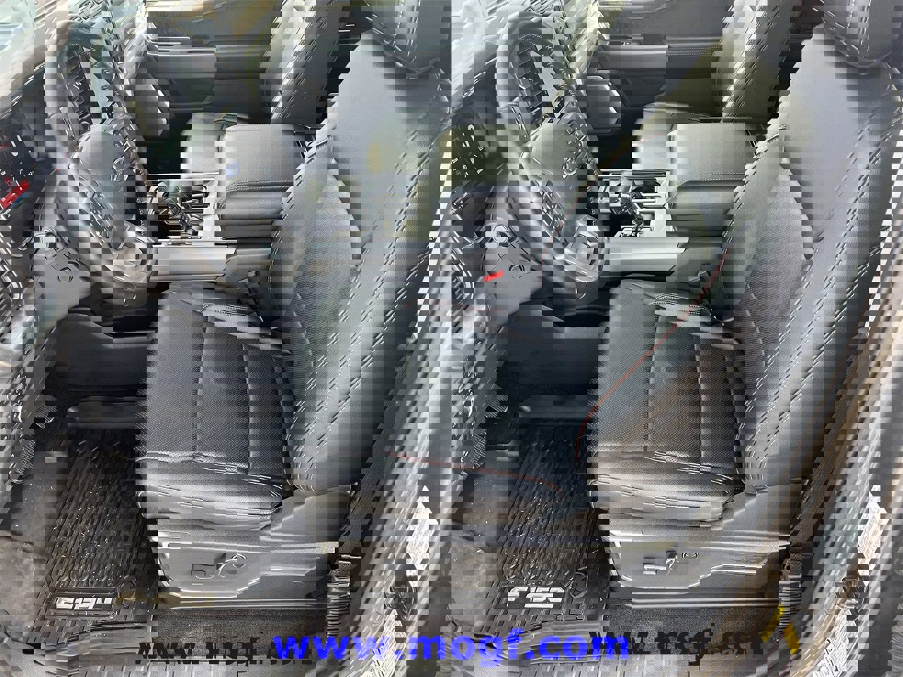 Certified 2022 Ford F150 Lariat w/ Equipment Group 502A High image 24