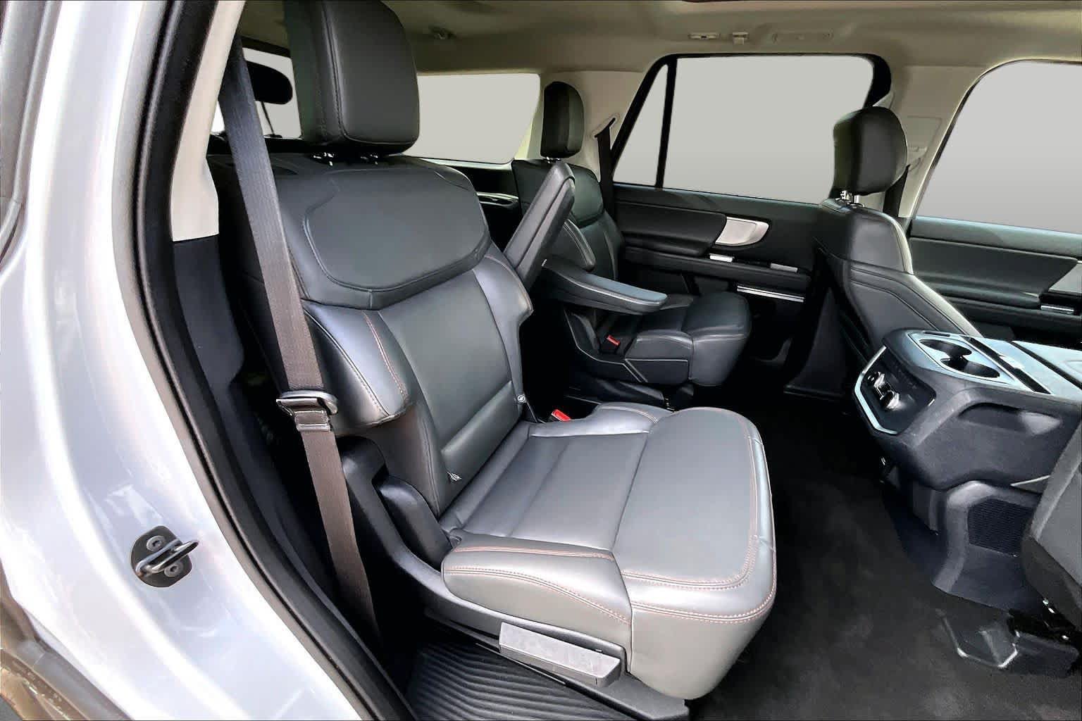 Certified 2025 Ford Expedition Active RWD image 20