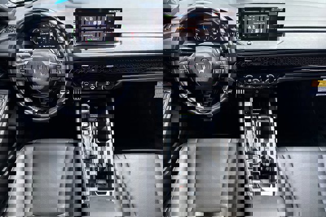 Used 2025 Honda Accord Sport image 15