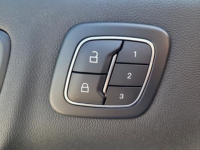 Certified 2024 Ford Escape Active w/ Tech Pack #2 image 6