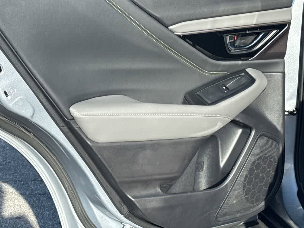 Used 2023 Subaru Outback Onyx Edition image 19